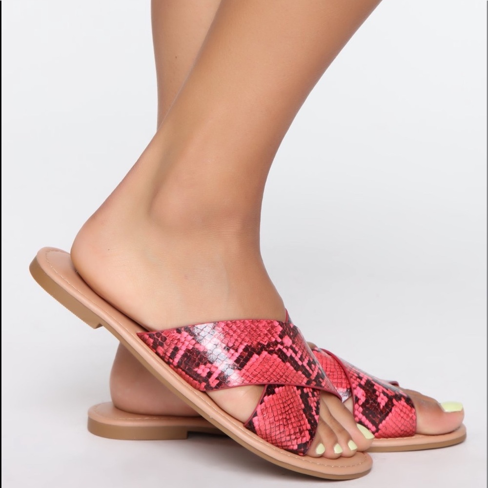 NIB Faux Snakeskin Sandals